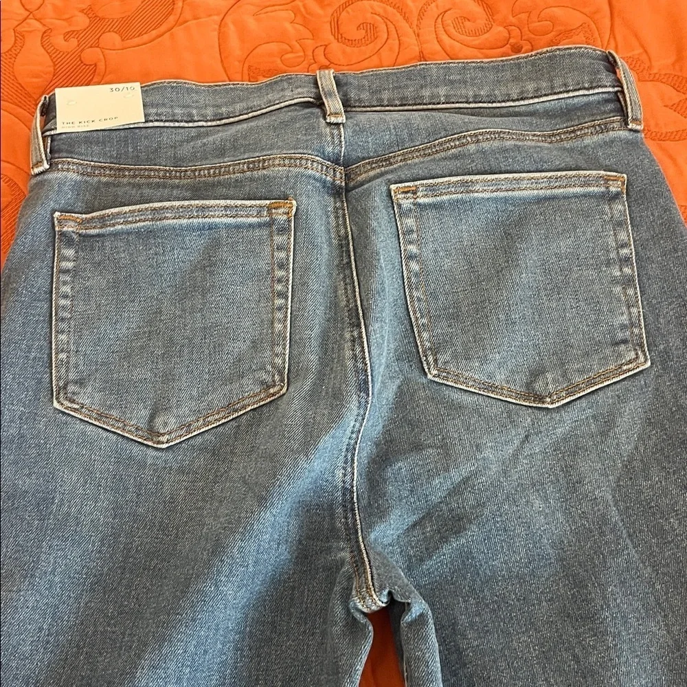Loft Vent Hem High Rise Kick Crop Jeans, size 10
